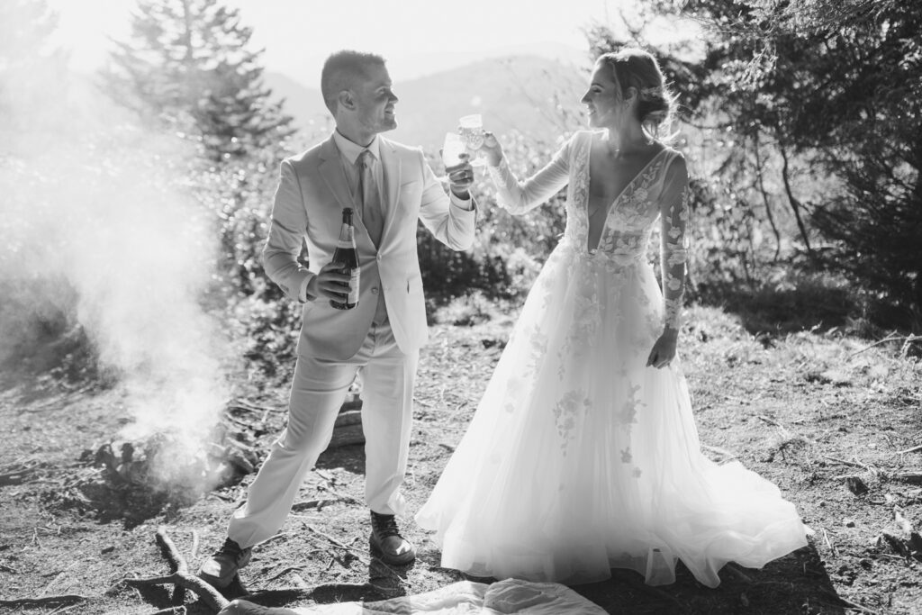 asheville elopement photographer at black balsam knob photographs couple eloping on the mountaintop