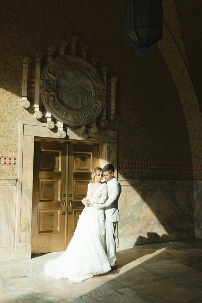 asheville elopement photographer captures couples elopement at the asheville buncombe county courthouse